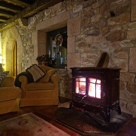Hotel La Casona De Barrio, Alto Campoo Barrio  Extérieur photo