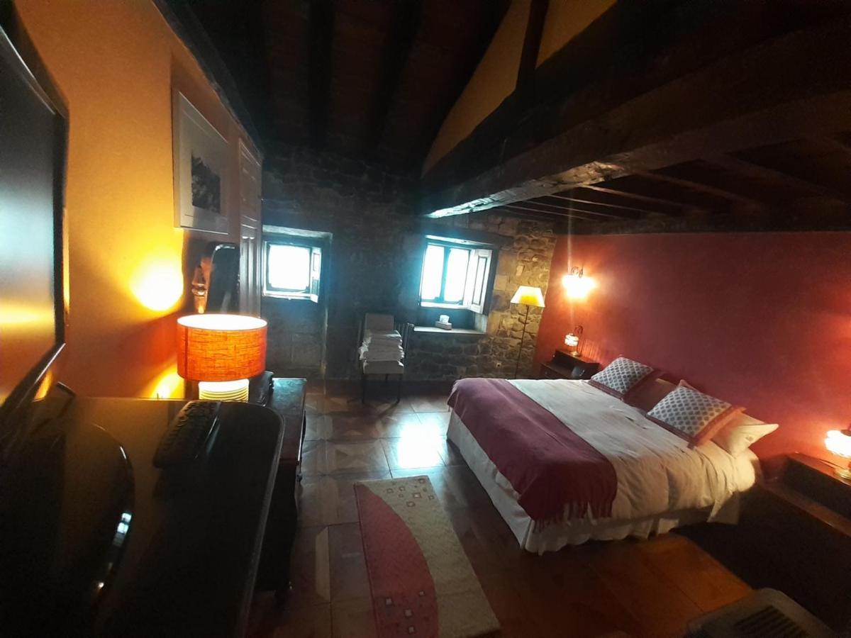 Hotel La Casona De Barrio, Alto Campoo Barrio  Extérieur photo