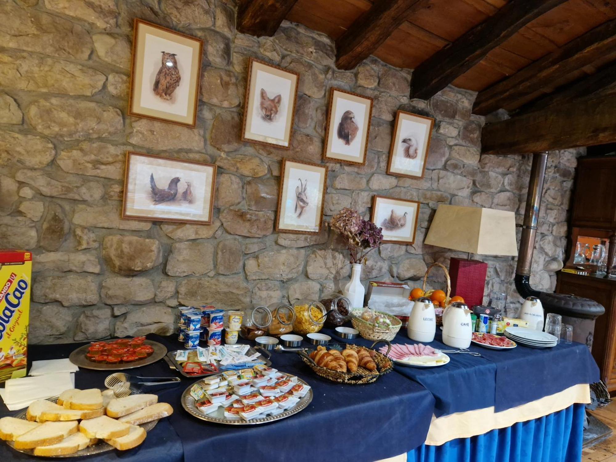 Hotel La Casona De Barrio, Alto Campoo Barrio  Extérieur photo
