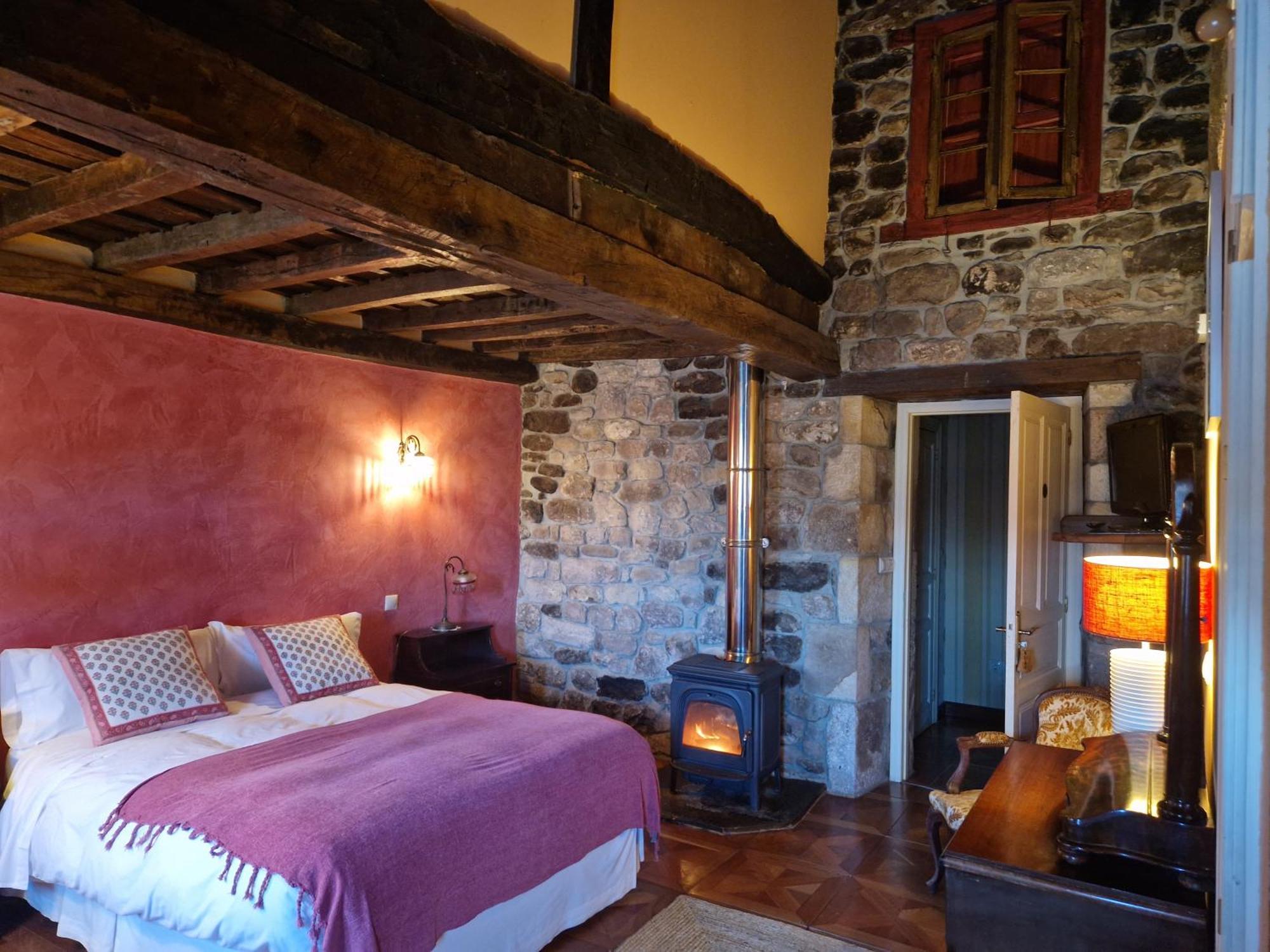 Hotel La Casona De Barrio, Alto Campoo Barrio  Extérieur photo